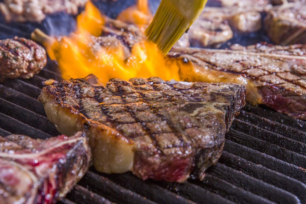 בשר על האש בבוצ'רי דה ברילוצ'ה